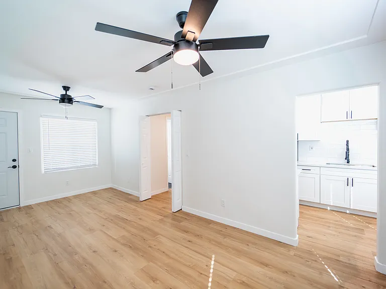 1900-08 San Diego Ave #1902 — Photo 1
