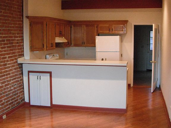 2nd image of 23 E 29th St #204