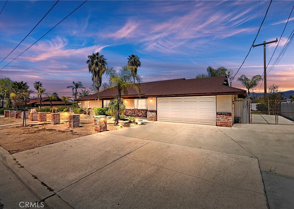 1st image of 42134 Thornton Ave