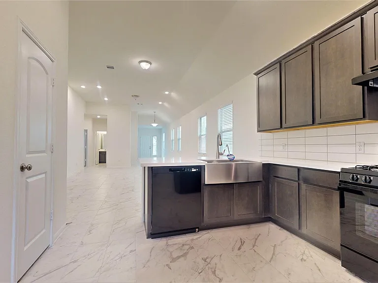10434 Astor Point Trl — Photo 19