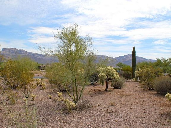 4th image of 3876 S Ponderosa Dr