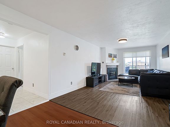 4th image of 1096 Jalna Blvd #87