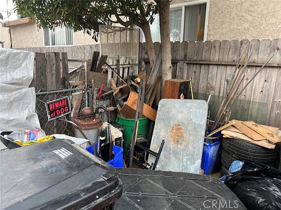 4th image of 25220 Oak St