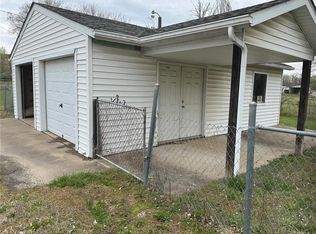 2608 Walnut St, Doe Run, MO 63637