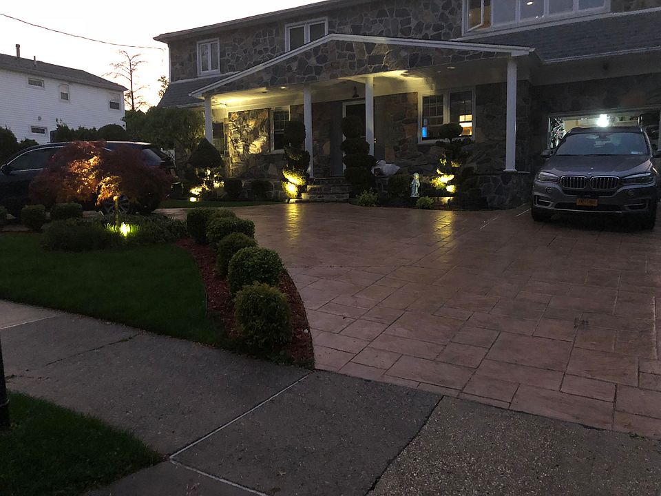 2nd image of 859 Edgegrove Ave