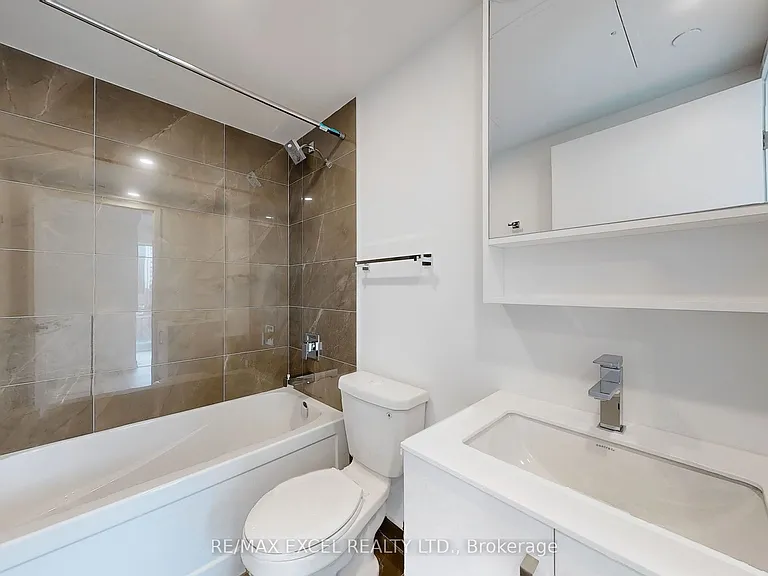 88 Queen St E #1710 — Photo 29