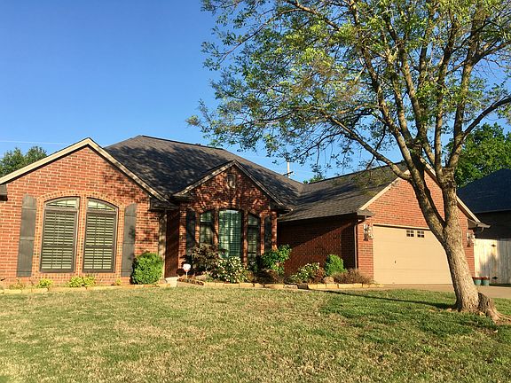 2nd image of 1015 S Edgemoor Dr