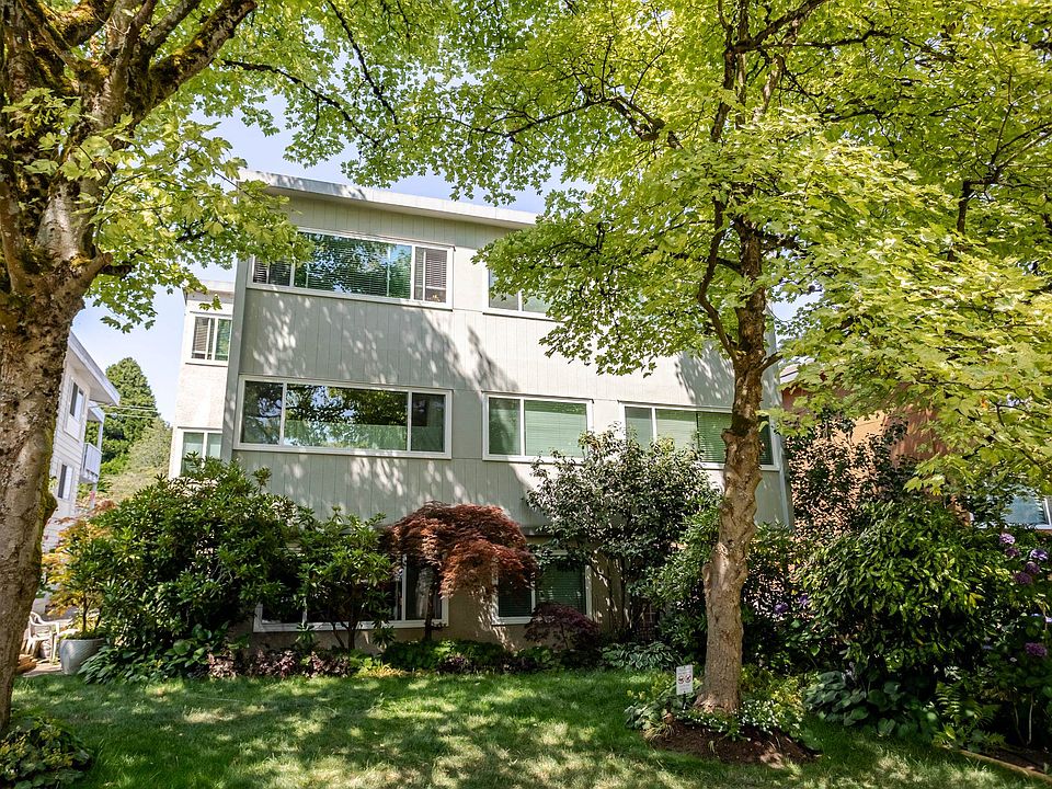 1st image of 1149 W 11th Ave #206