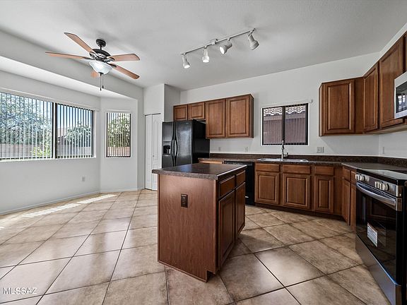 4th image of 8358 S Gupta Dr