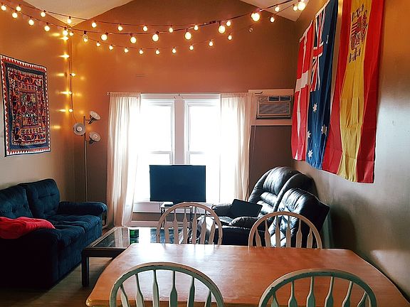 2nd image of 408 N Grant St #6