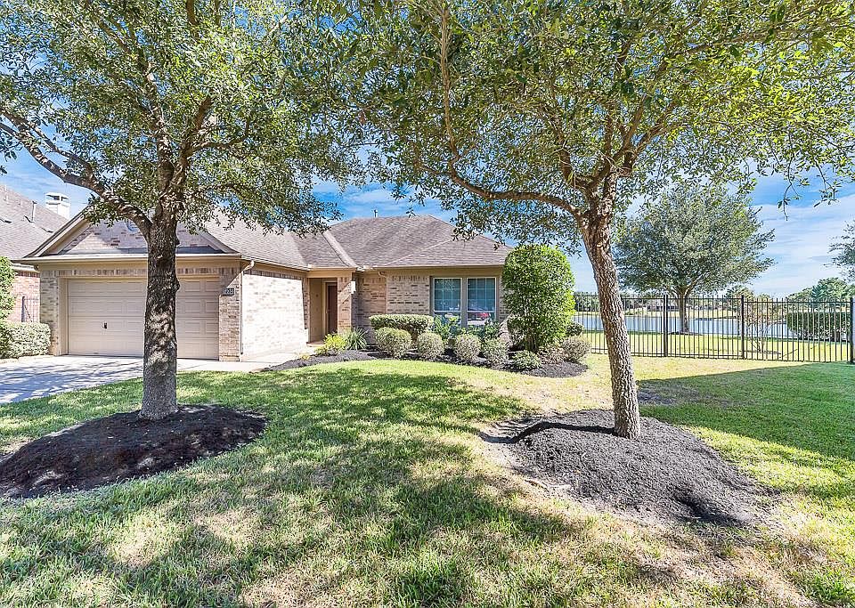 1st image of 9534 Comstock Meadows Dr