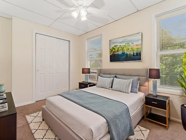 50 N Lincoln Ave #50 — Photo 11