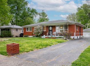 9903 Lower River Rd, Louisville, KY 40272