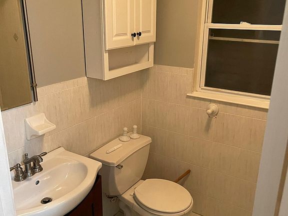 3rd image of 177-179 N 12th St Unit 2