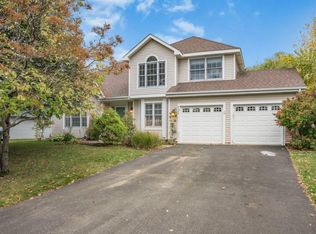 8564 Norwood Cir, Eden Prairie, MN 55347