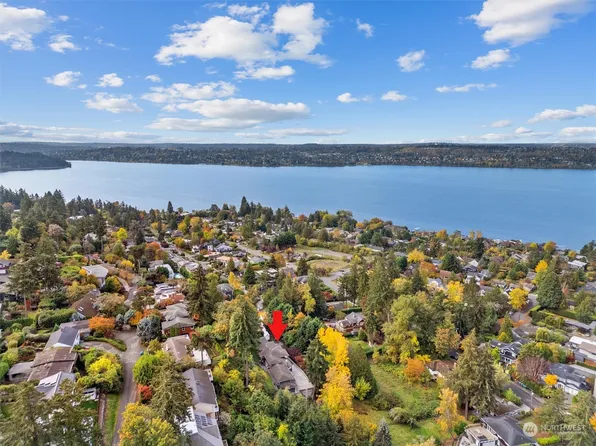 2708 65th Place SE, Mercer Island, WA 98040