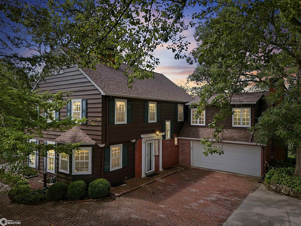 1st image of 1743 Country Club Ln