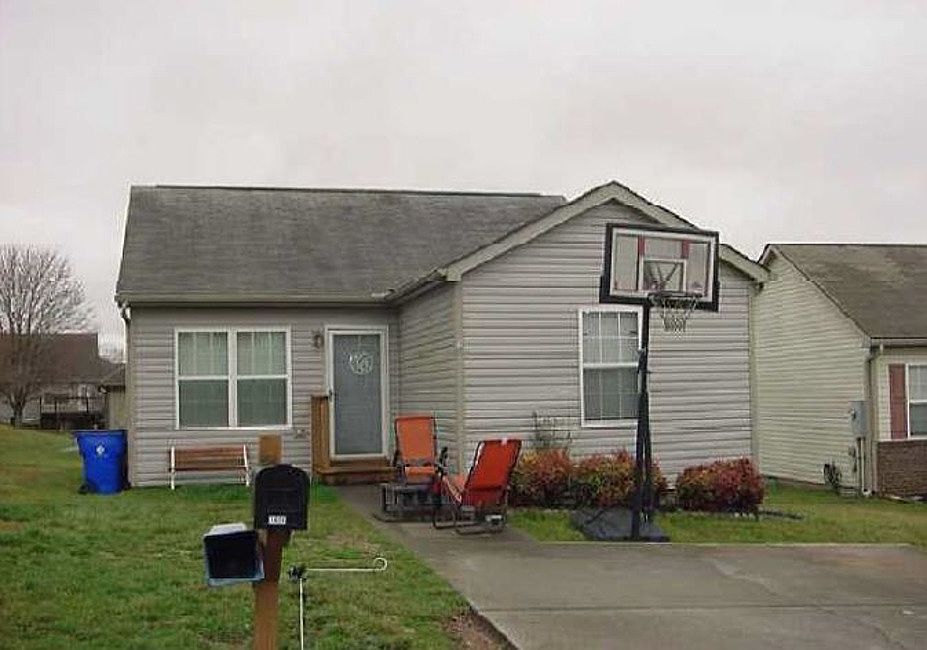 1st image of 7424 Furness Way