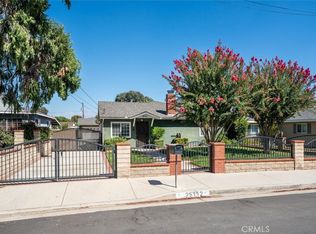 25112 De Wolfe Rd, Santa Clarita, CA 91321