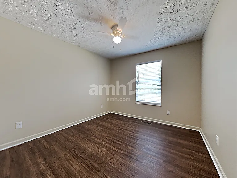 4543 Twin Pines Dr — Photo 13
