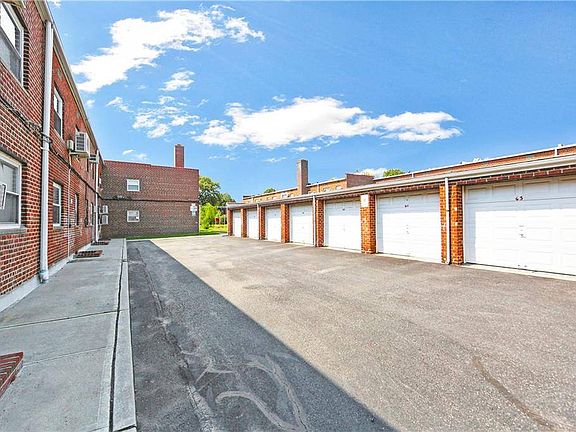 3rd image of 359 Bay 8th St #2