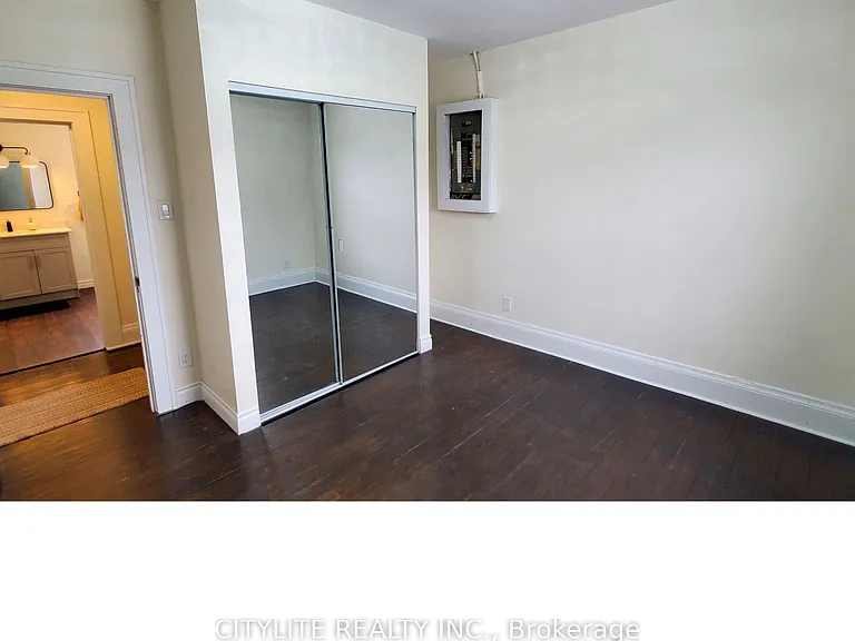 244 Albert St W — Photo 23