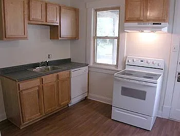 212 E Patterson Ave — Photo 6