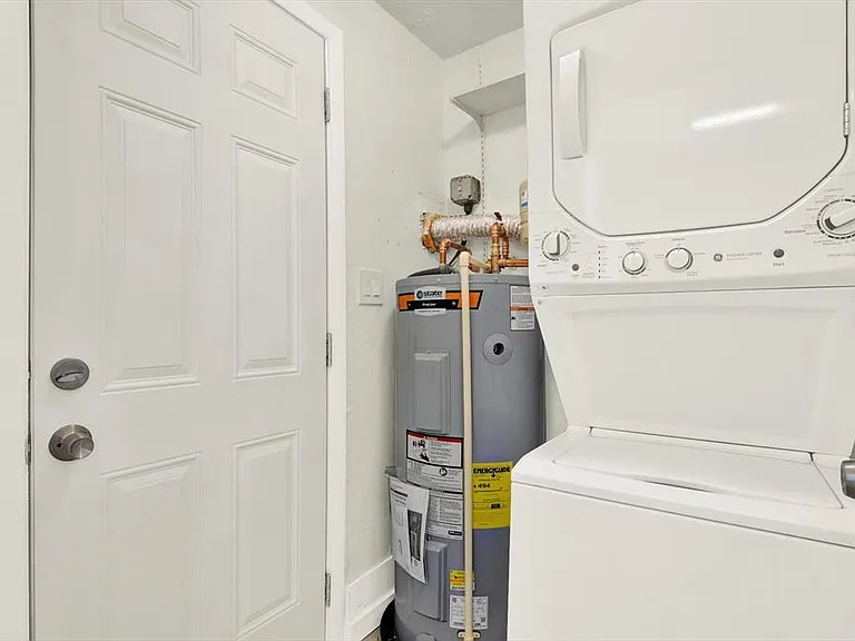 1187 Bass Blvd #A — Photo 32