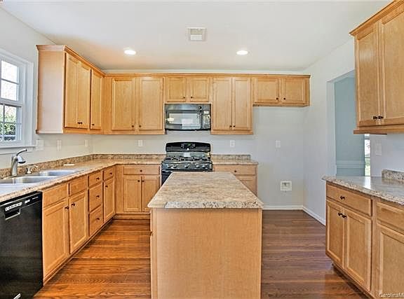 2nd image of 4103 Wanamassa Dr
