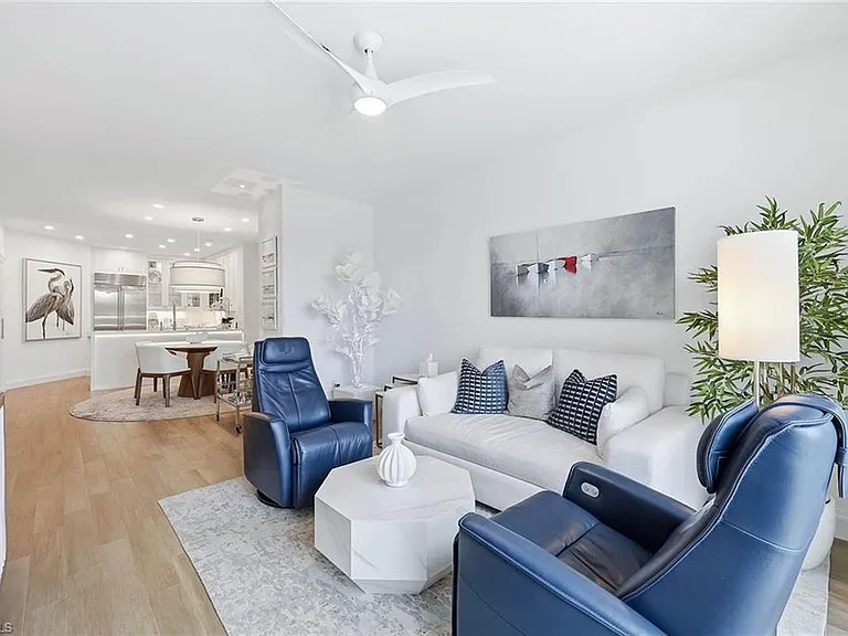 365 5th Ave S #306 — Photo 7