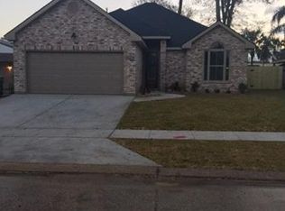 2121 Generes Dr, Harahan, LA 70123