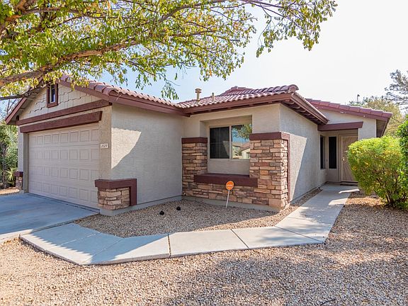 2nd image of 2029 S 83rd Dr