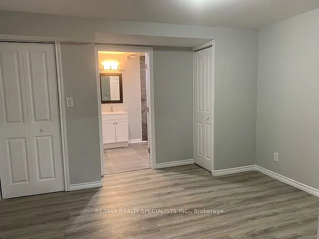 378 Torrance St #BASEMENT — Photo 11