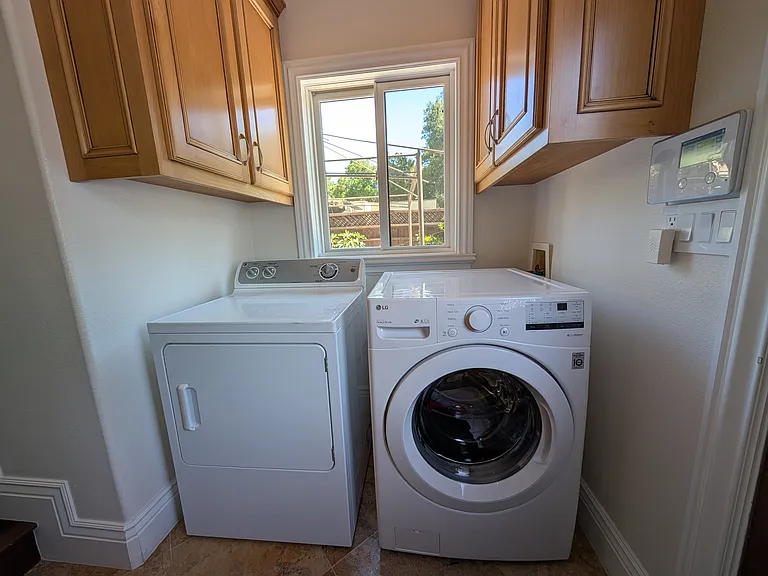 262 Los Gatos Blvd — Photo 24