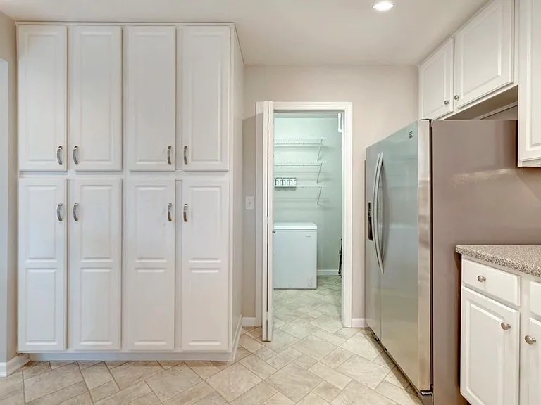 3821 S Cramer Cir — Photo 19