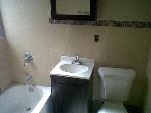 3rd image of 817 Saint Johns Pl APT 3B