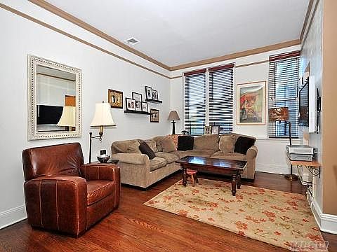 3rd image of 1185 E Broadway APT 5C