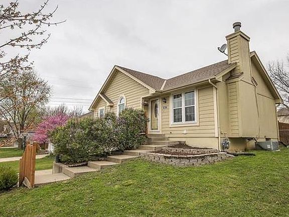 3rd image of 8102 NW 79th Pl