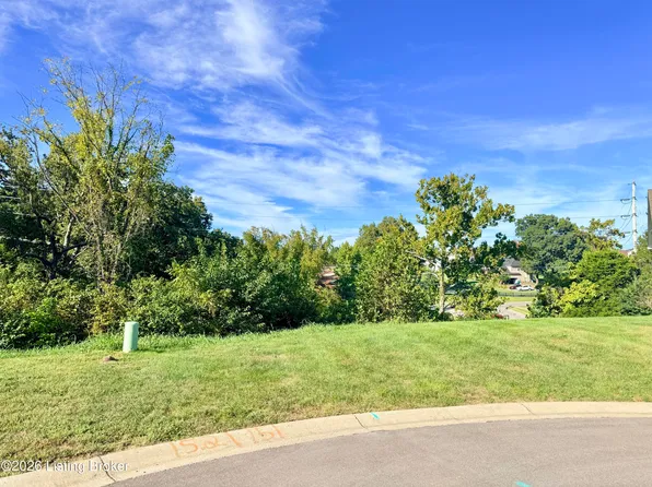 6312 Larkgrove Dr, Louisville, KY 40229