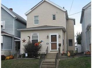 520 Longfellow St, Vandergrift, PA 15690
