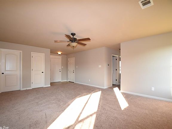 2nd image of 4811 Tall Grass Dr