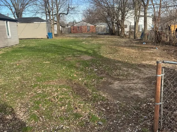 2821 Collier St, Indianapolis, IN 46241