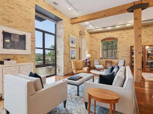 150 Portland Ave Unit 201, Minneapolis, MN 55401