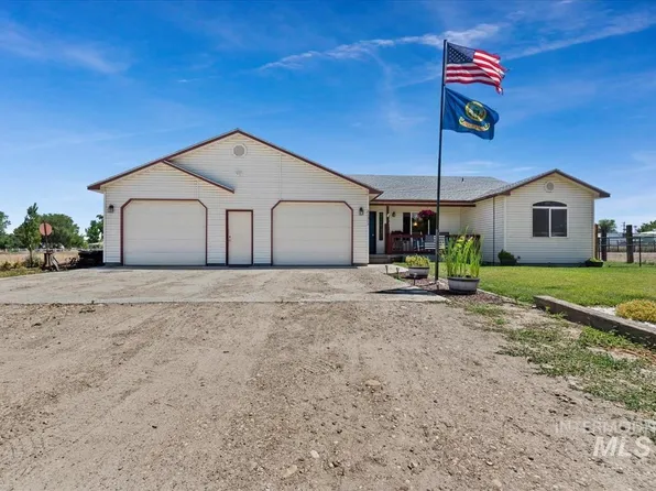 21313 Harmony Ln, Greenleaf, ID 83626