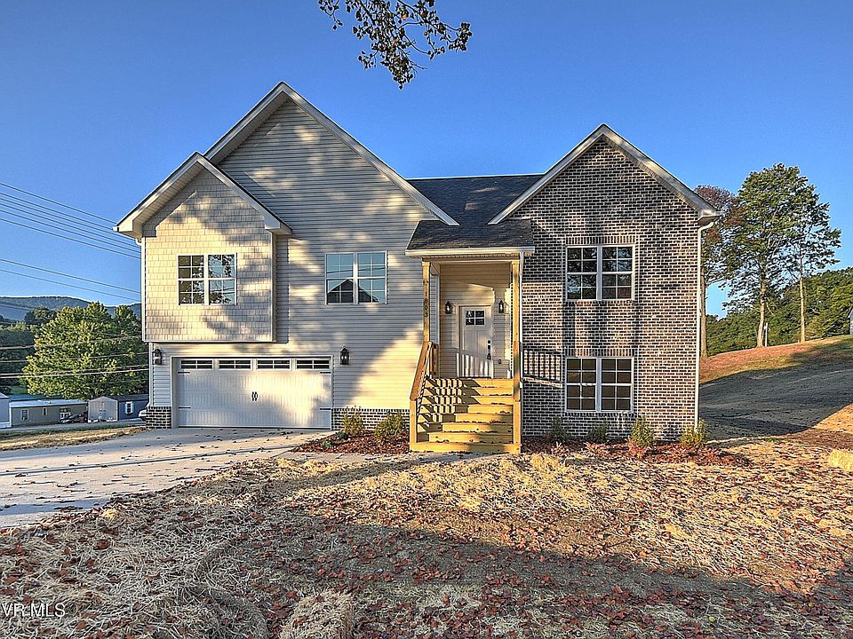 1st image of 1803 Brook Hollow Rd