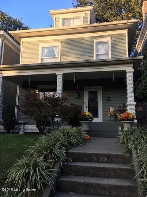 1137 Everett Ave photo 1