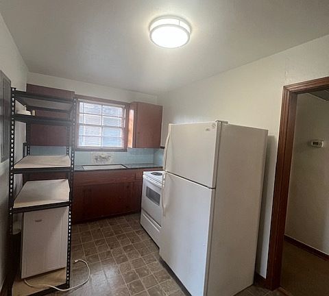 4th image of 2569 Herschel St APT 4
