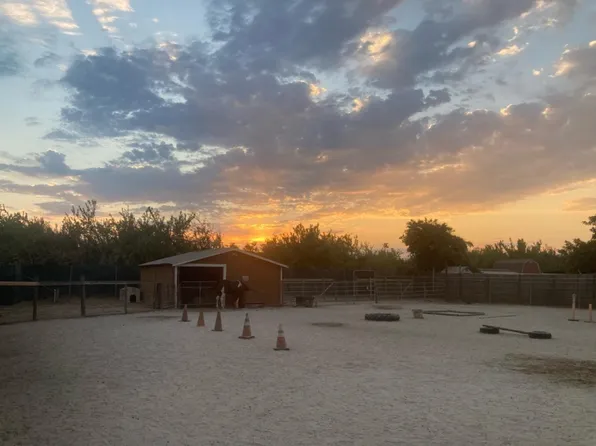 2255 Gilbert Rd, Ceres, CA 95307