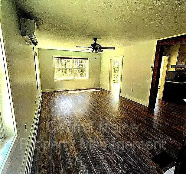 109 S Reynolds Rd — Photo 6