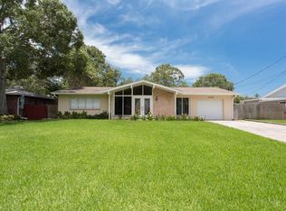 10796 Oakdale Ter, Seminole, FL 33772